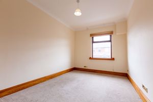 Bedroom- click for photo gallery